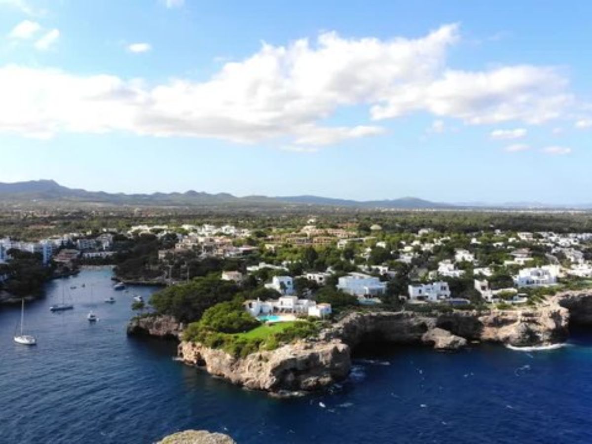 Cala dHort Ibiza — boat tour with Es Vedrà views and crystal clear water