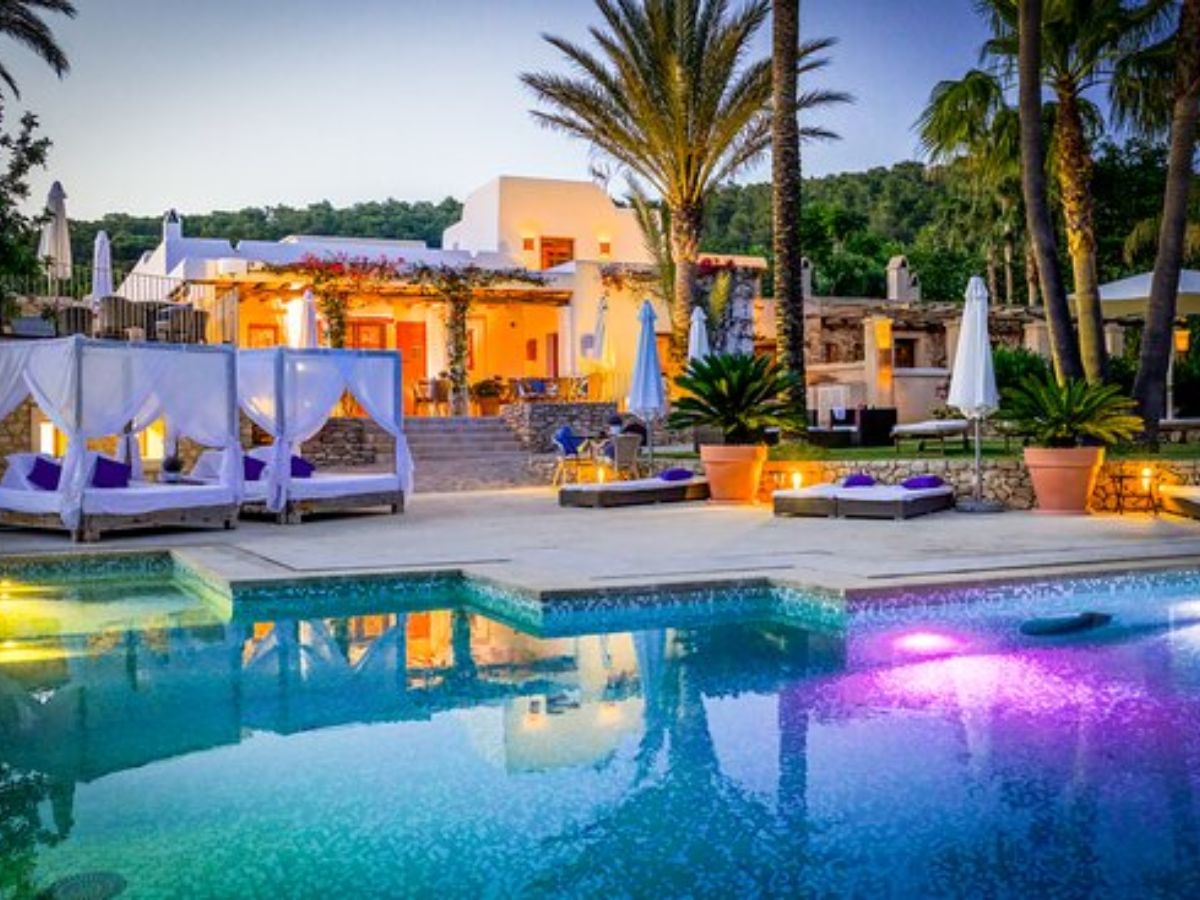 Ibiza VIP package — luxury yacht, transfers and nightlife concierge